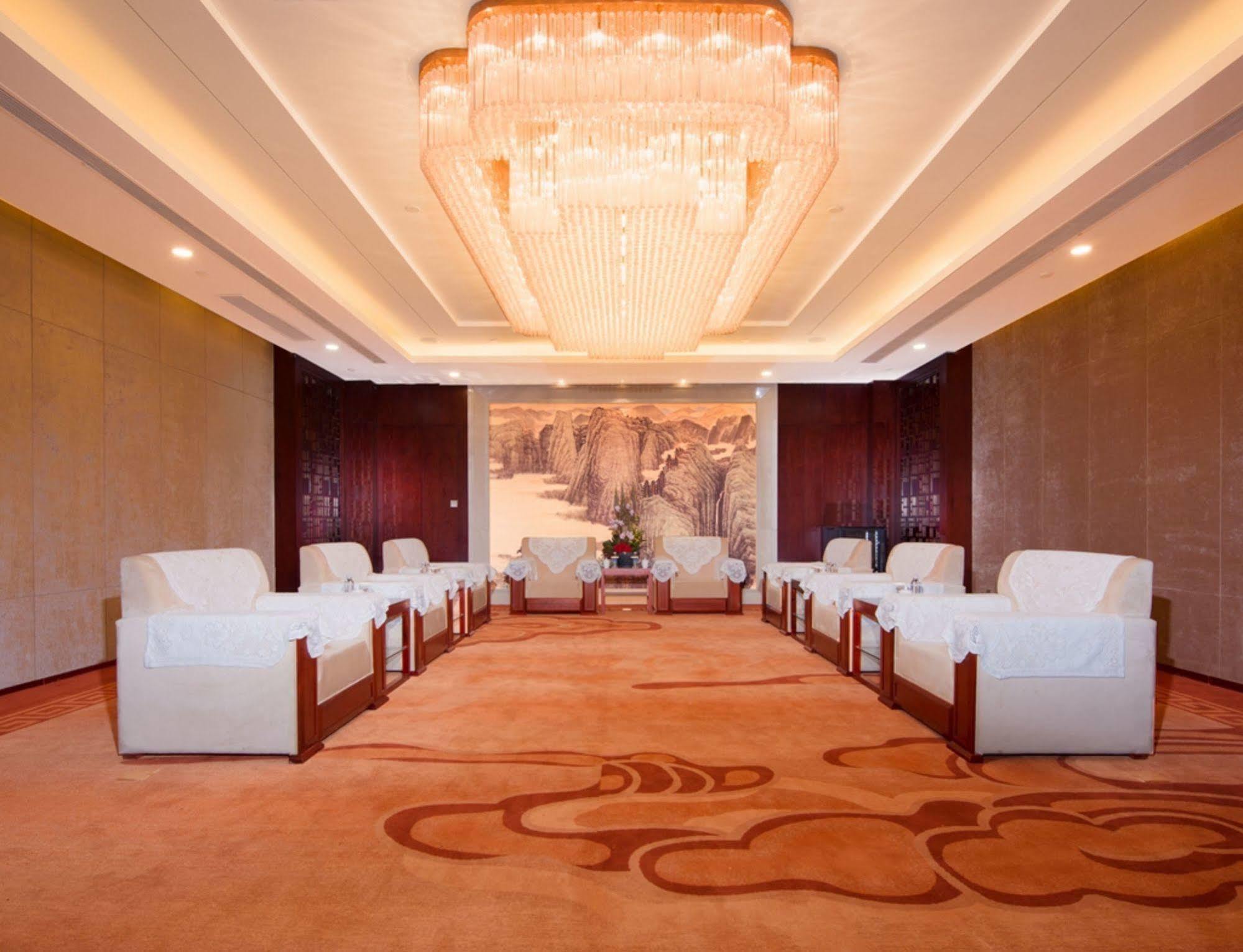 New Century Grand Hotel Сиань Экстерьер фото