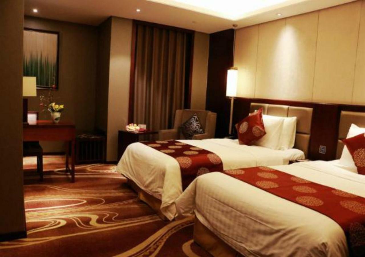 New Century Grand Hotel Сиань Экстерьер фото
